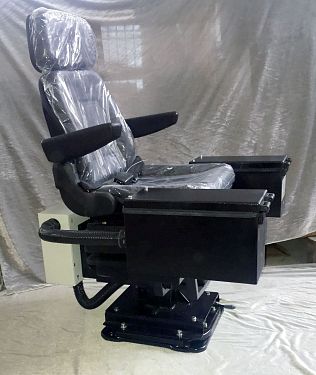 Кресло-пульт крановщика KP-GR-8 (собственное производство).  �3